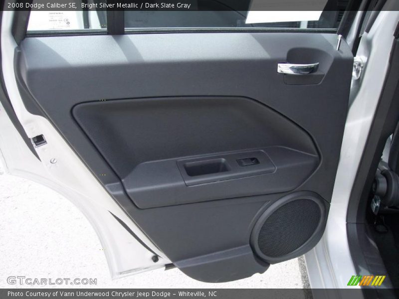 Bright Silver Metallic / Dark Slate Gray 2008 Dodge Caliber SE