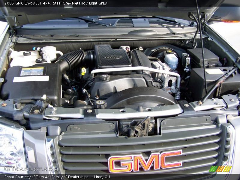 Steel Grey Metallic / Light Gray 2005 GMC Envoy SLT 4x4