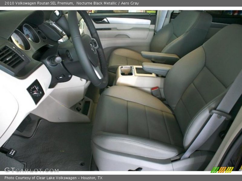 Nocturne Black Metallic / Aero Gray 2010 Volkswagen Routan SEL Premium