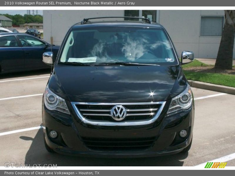 Nocturne Black Metallic / Aero Gray 2010 Volkswagen Routan SEL Premium