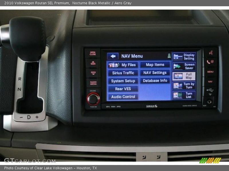 Nocturne Black Metallic / Aero Gray 2010 Volkswagen Routan SEL Premium