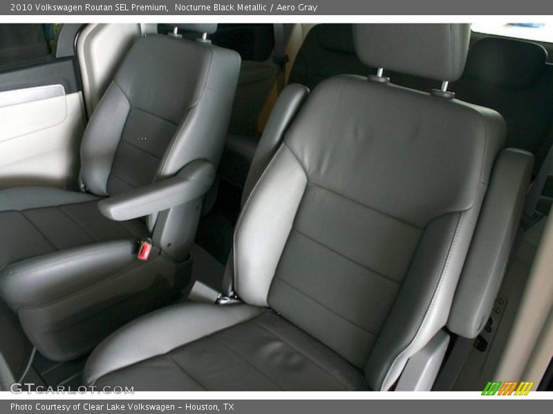 Nocturne Black Metallic / Aero Gray 2010 Volkswagen Routan SEL Premium