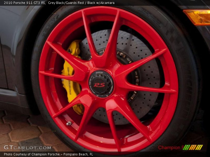 Grey Black/Guards Red / Black w/Alcantara 2010 Porsche 911 GT3 RS