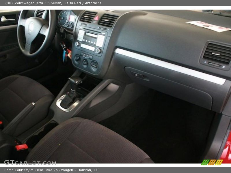 Salsa Red / Anthracite 2007 Volkswagen Jetta 2.5 Sedan