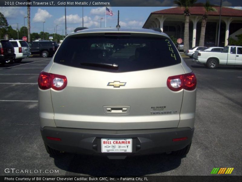 Gold Mist Metallic / Cashmere 2010 Chevrolet Traverse LT