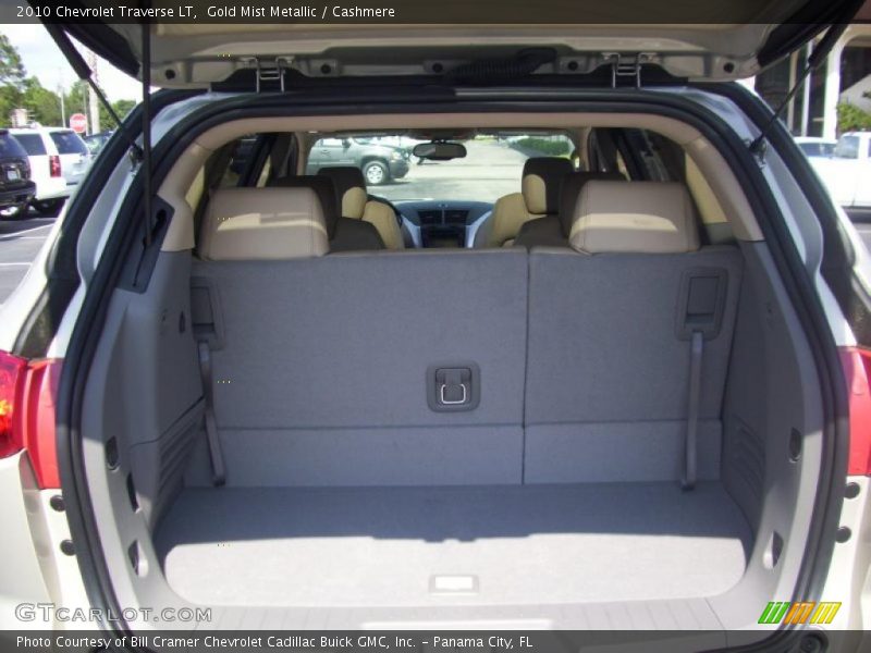 Gold Mist Metallic / Cashmere 2010 Chevrolet Traverse LT