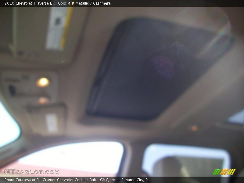Gold Mist Metallic / Cashmere 2010 Chevrolet Traverse LT