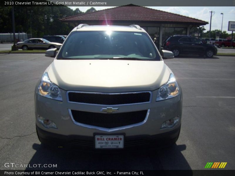 Gold Mist Metallic / Cashmere 2010 Chevrolet Traverse LT