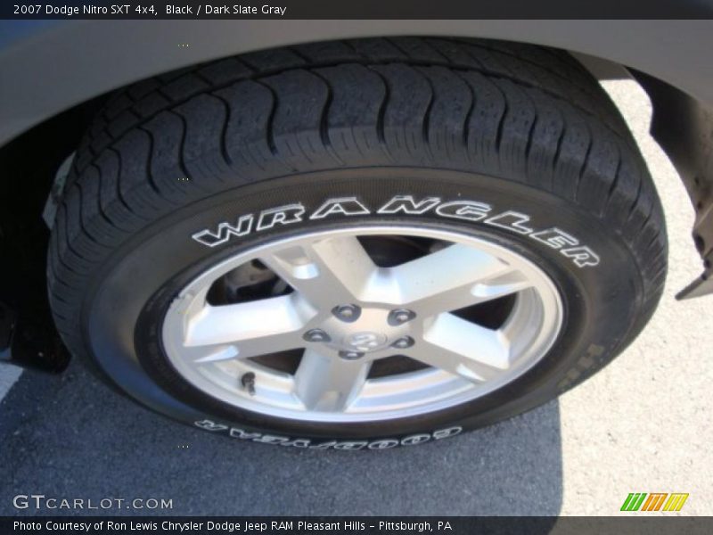 Black / Dark Slate Gray 2007 Dodge Nitro SXT 4x4