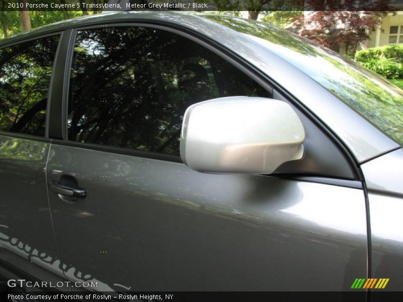 Meteor Grey Metallic / Black 2010 Porsche Cayenne S Transsyberia