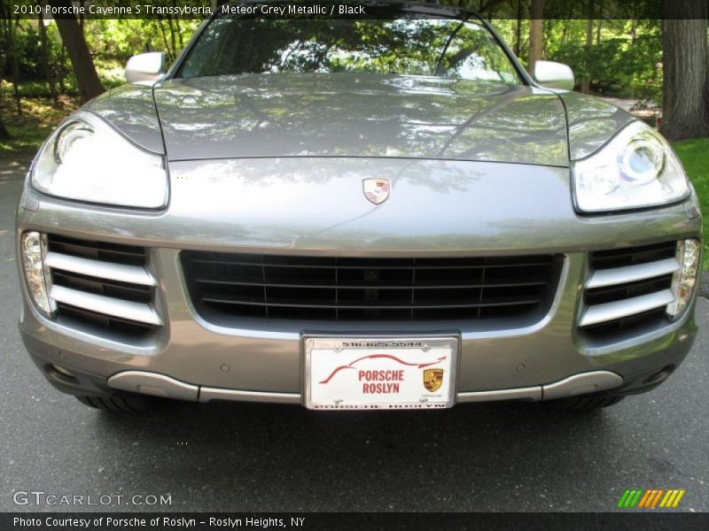 Meteor Grey Metallic / Black 2010 Porsche Cayenne S Transsyberia