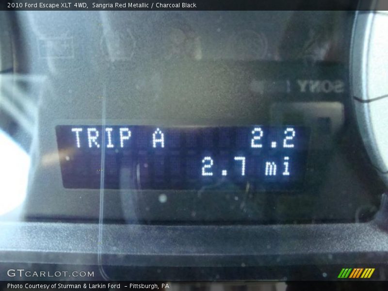 Sangria Red Metallic / Charcoal Black 2010 Ford Escape XLT 4WD