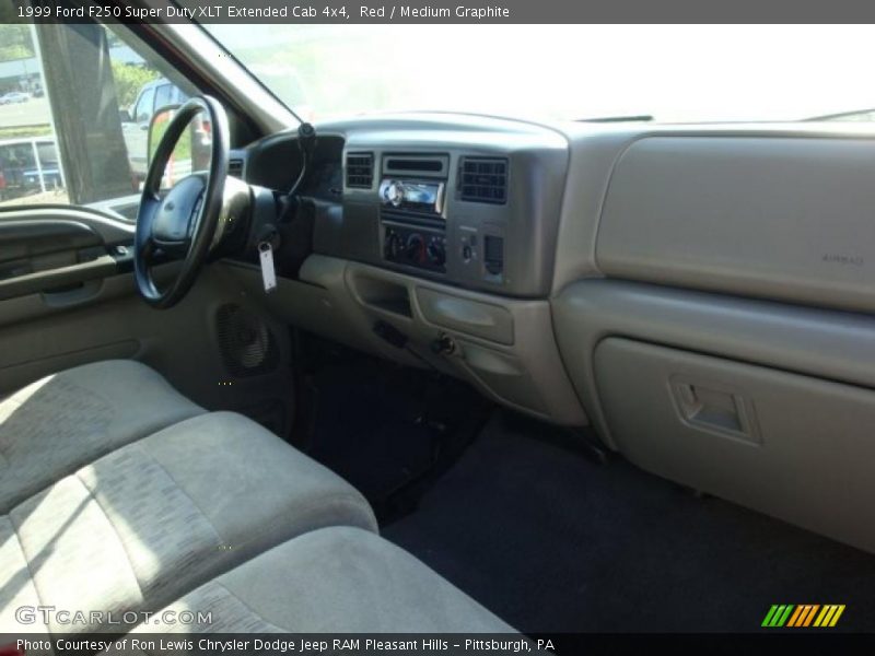 Red / Medium Graphite 1999 Ford F250 Super Duty XLT Extended Cab 4x4