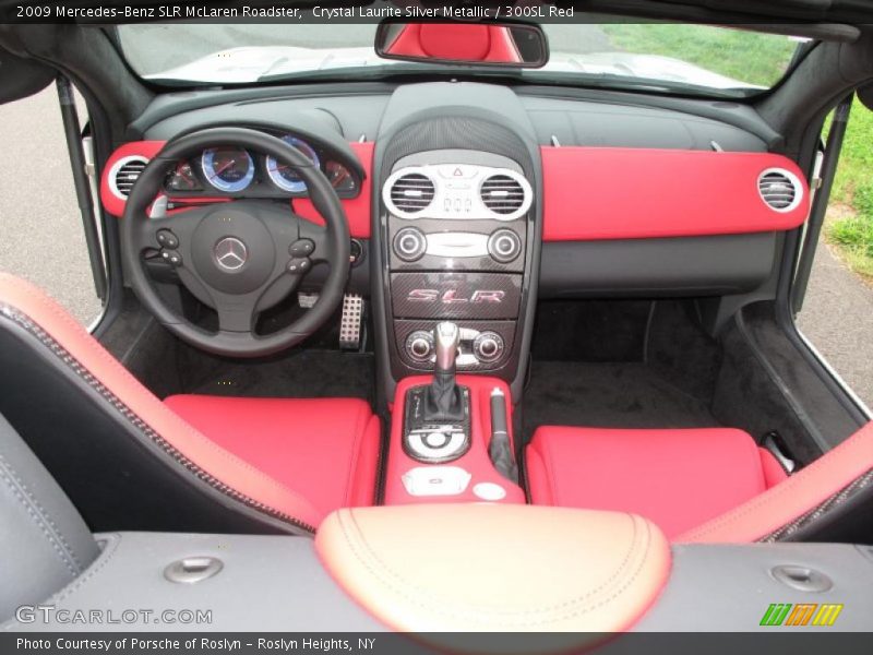 Dashboard of 2009 SLR McLaren Roadster