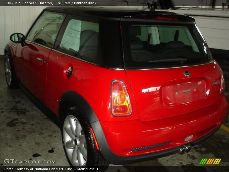 Chili Red / Panther Black 2004 Mini Cooper S Hardtop