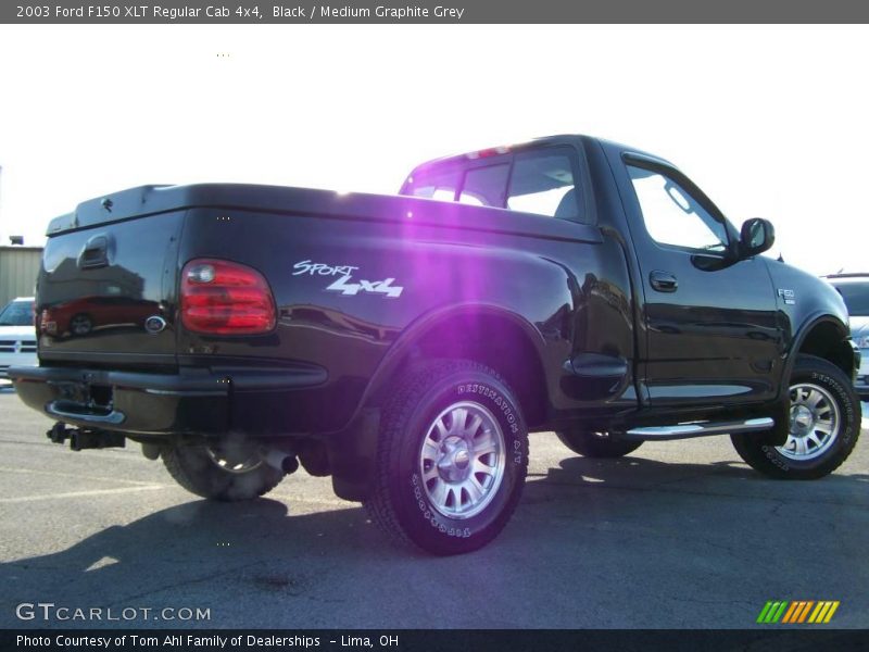 Black / Medium Graphite Grey 2003 Ford F150 XLT Regular Cab 4x4