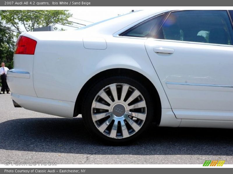 Ibis White / Sand Beige 2007 Audi A8 4.2 quattro