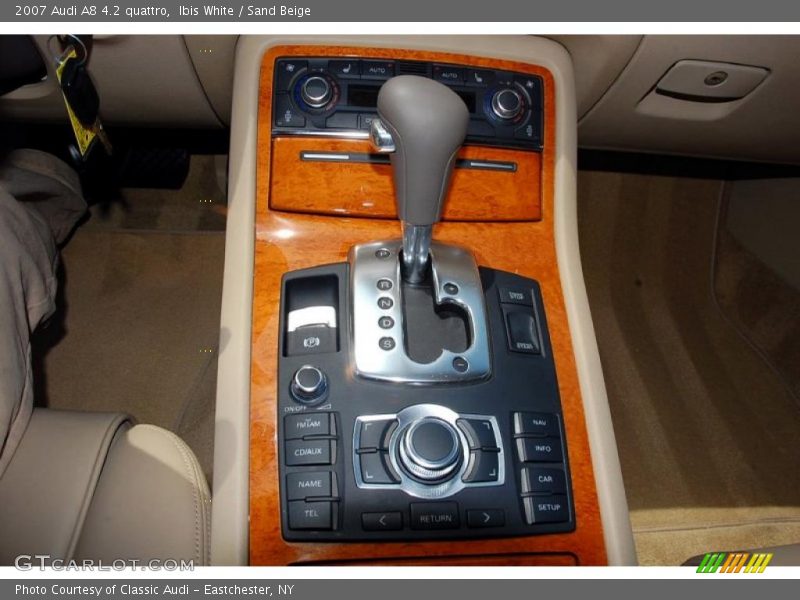 Ibis White / Sand Beige 2007 Audi A8 4.2 quattro