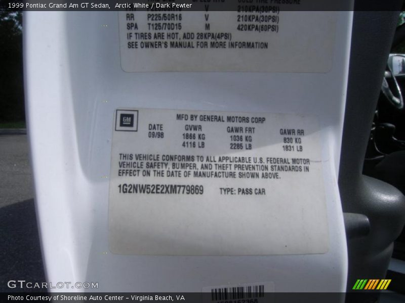 Arctic White / Dark Pewter 1999 Pontiac Grand Am GT Sedan