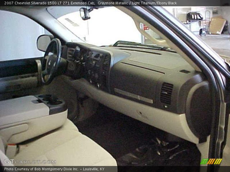 Graystone Metallic / Light Titanium/Ebony Black 2007 Chevrolet Silverado 1500 LT Z71 Extended Cab