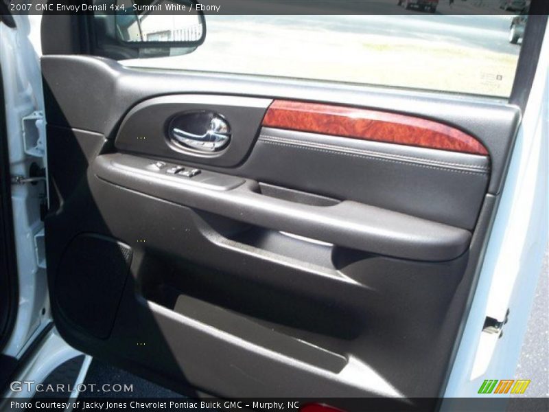 Summit White / Ebony 2007 GMC Envoy Denali 4x4