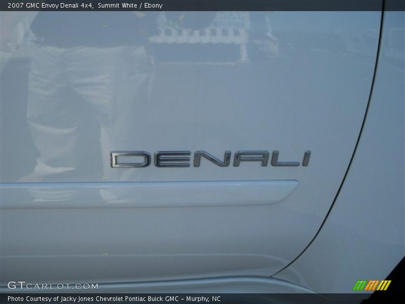 Summit White / Ebony 2007 GMC Envoy Denali 4x4
