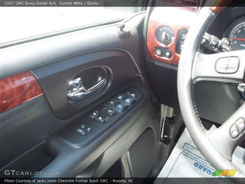 Summit White / Ebony 2007 GMC Envoy Denali 4x4