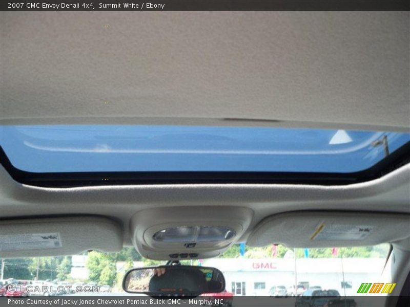 Summit White / Ebony 2007 GMC Envoy Denali 4x4