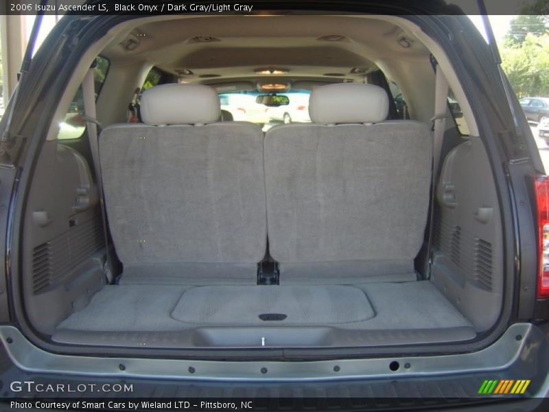 Black Onyx / Dark Gray/Light Gray 2006 Isuzu Ascender LS