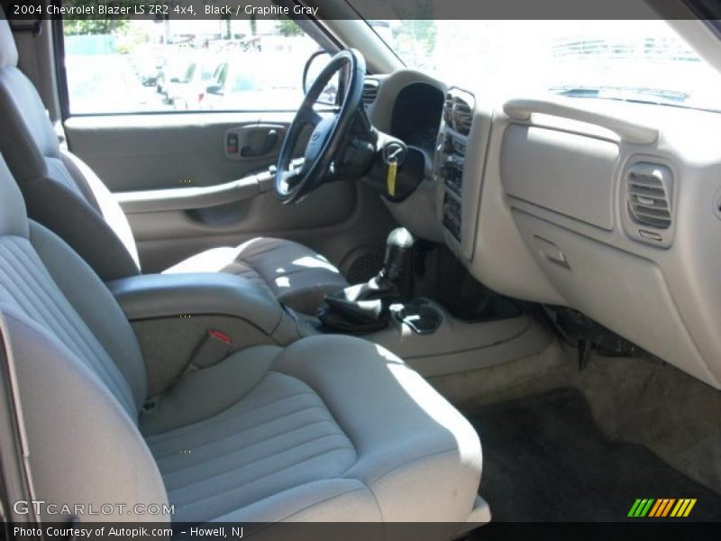 Black / Graphite Gray 2004 Chevrolet Blazer LS ZR2 4x4