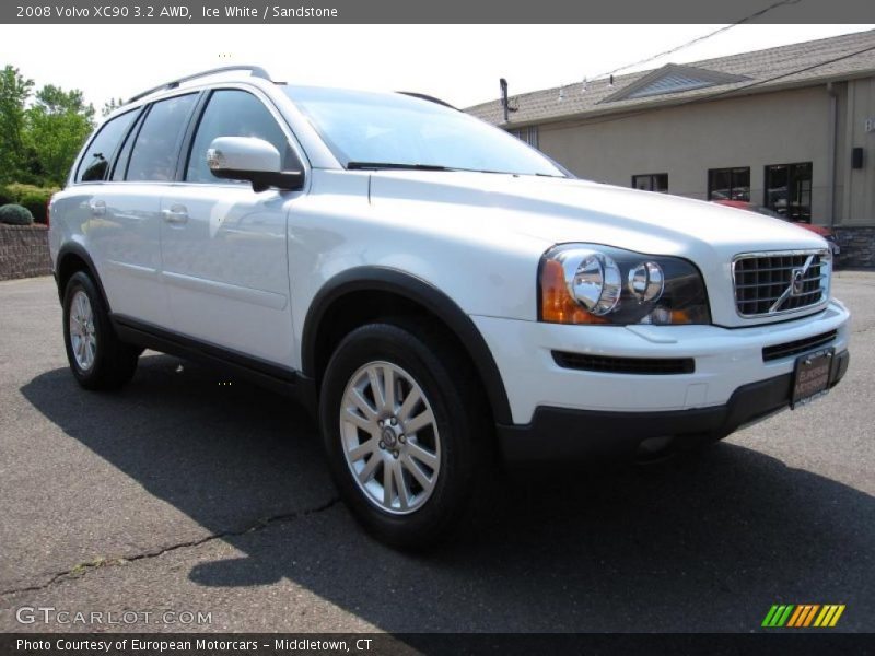 Ice White / Sandstone 2008 Volvo XC90 3.2 AWD