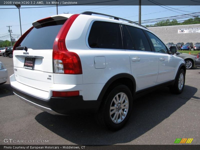 Ice White / Sandstone 2008 Volvo XC90 3.2 AWD