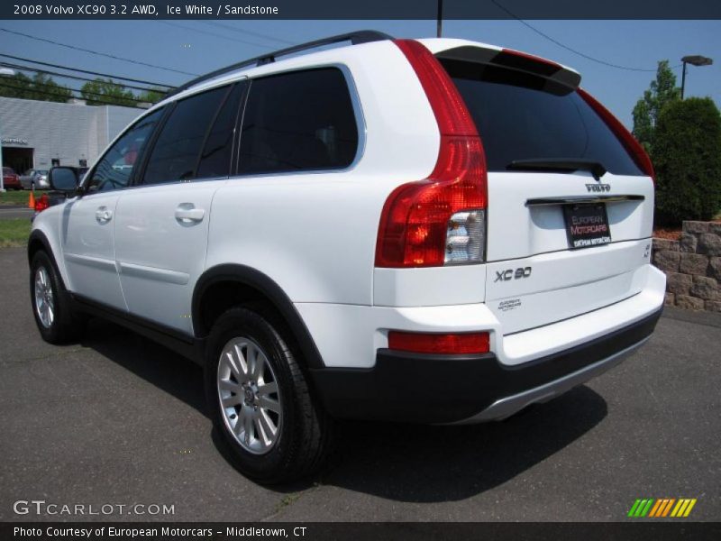 Ice White / Sandstone 2008 Volvo XC90 3.2 AWD