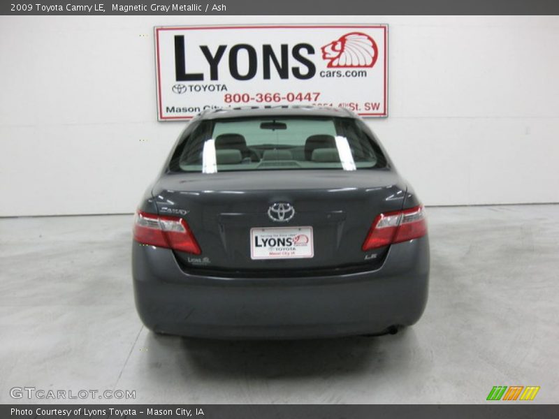 Magnetic Gray Metallic / Ash 2009 Toyota Camry LE