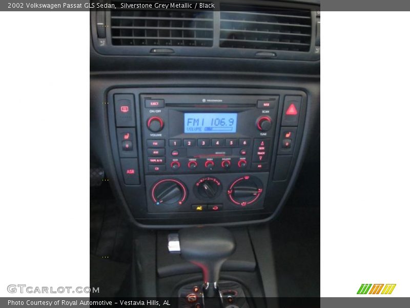Silverstone Grey Metallic / Black 2002 Volkswagen Passat GLS Sedan