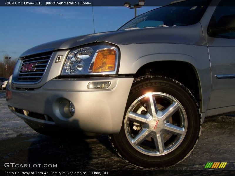 Quicksilver Metallic / Ebony 2009 GMC Envoy SLT