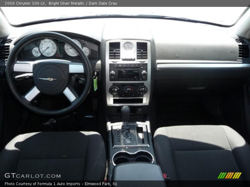 Bright Silver Metallic / Dark Slate Gray 2009 Chrysler 300 LX