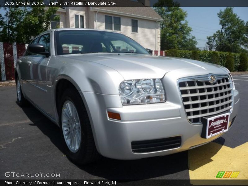 Bright Silver Metallic / Dark Slate Gray 2009 Chrysler 300 LX