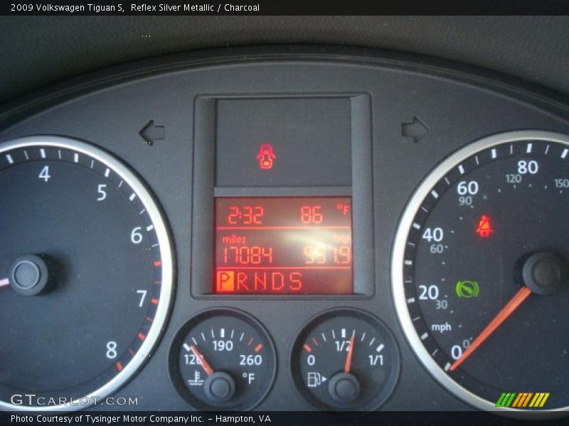 Reflex Silver Metallic / Charcoal 2009 Volkswagen Tiguan S