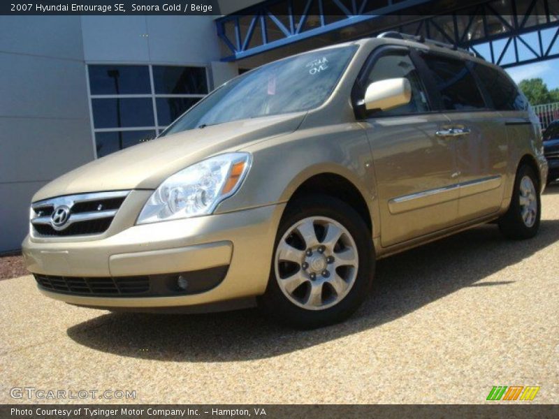 Sonora Gold / Beige 2007 Hyundai Entourage SE