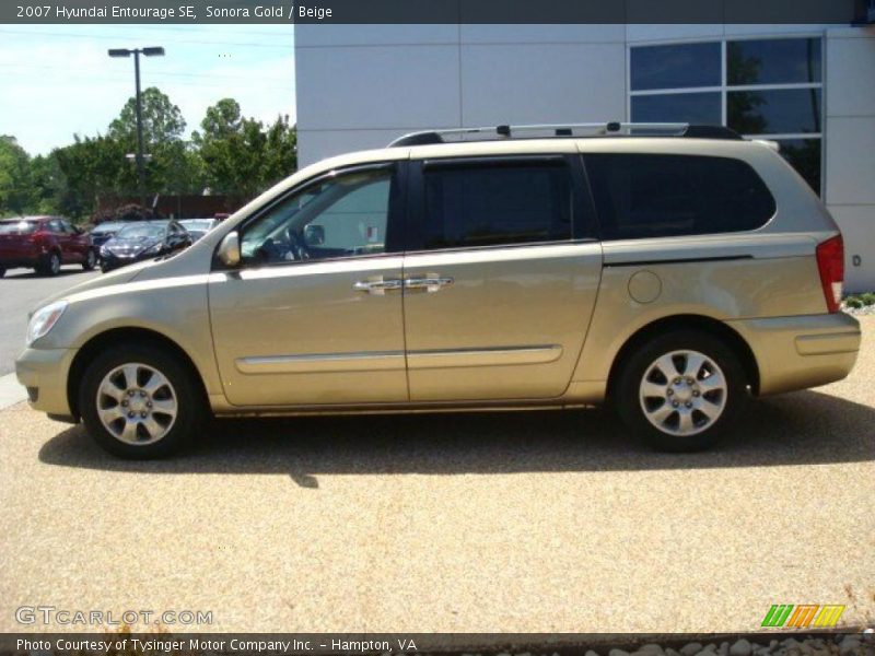 Sonora Gold / Beige 2007 Hyundai Entourage SE