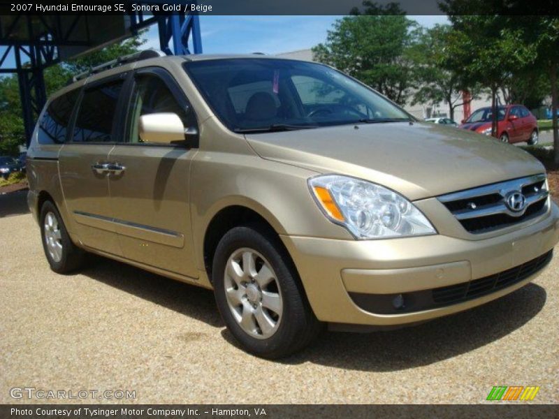 Sonora Gold / Beige 2007 Hyundai Entourage SE