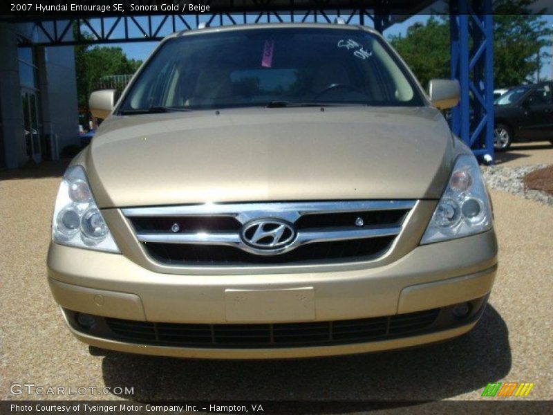 Sonora Gold / Beige 2007 Hyundai Entourage SE