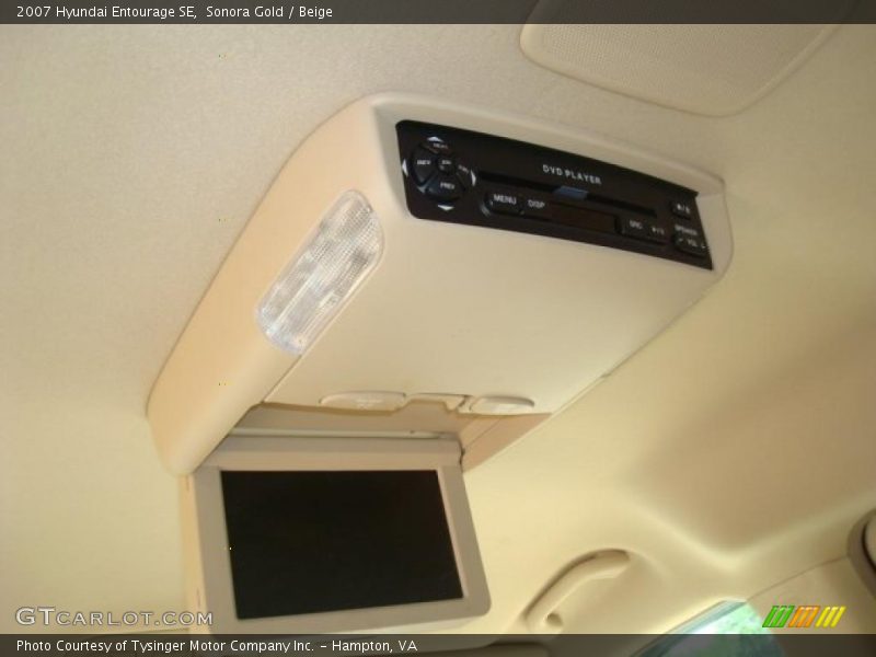 Sonora Gold / Beige 2007 Hyundai Entourage SE