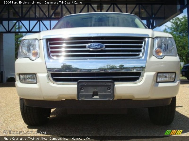 Cashmere Tri-Coat / Camel 2006 Ford Explorer Limited