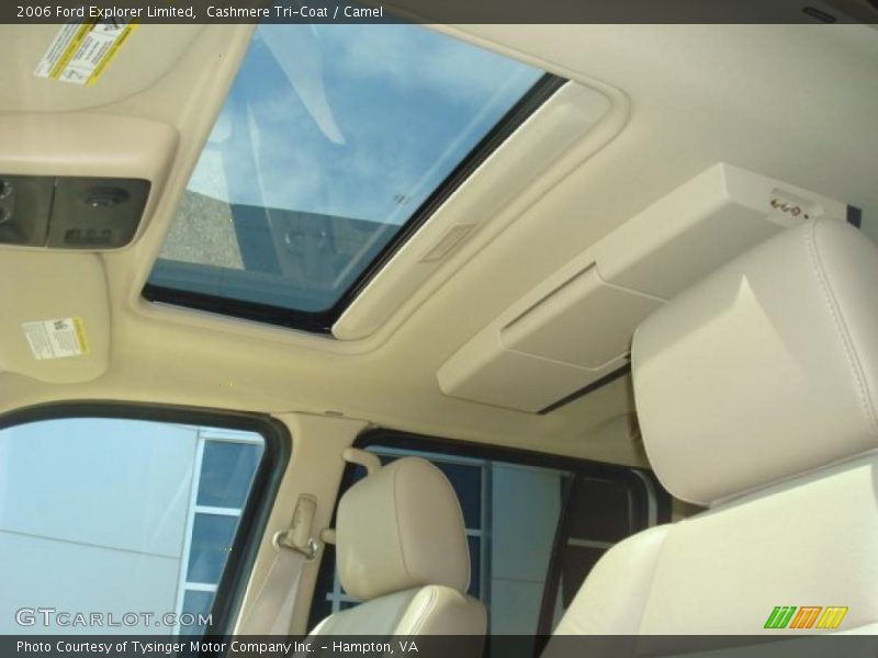 Cashmere Tri-Coat / Camel 2006 Ford Explorer Limited