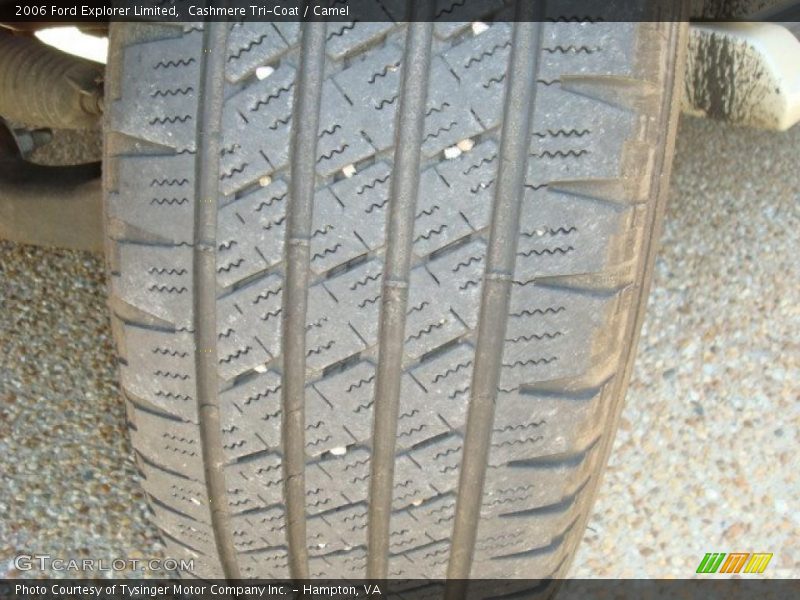Cashmere Tri-Coat / Camel 2006 Ford Explorer Limited