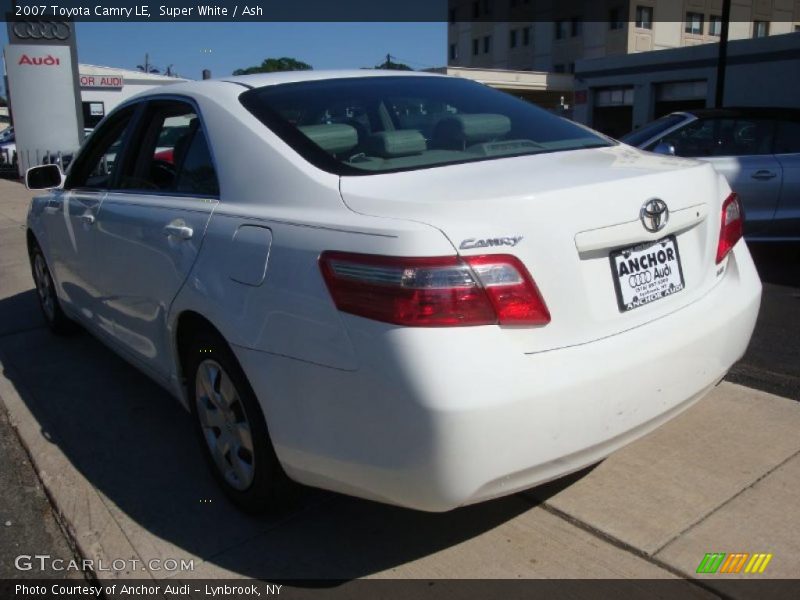 Super White / Ash 2007 Toyota Camry LE