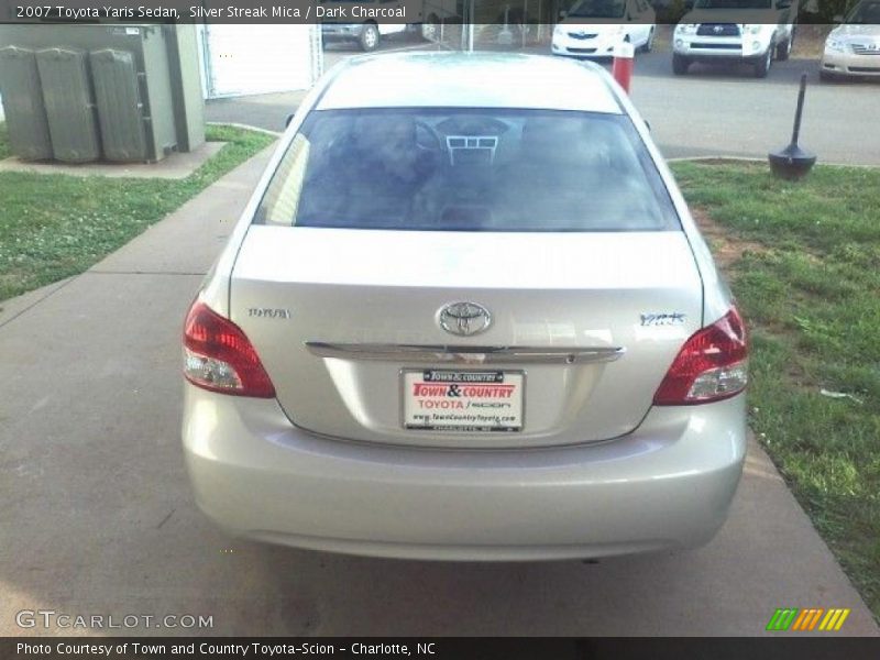 Silver Streak Mica / Dark Charcoal 2007 Toyota Yaris Sedan