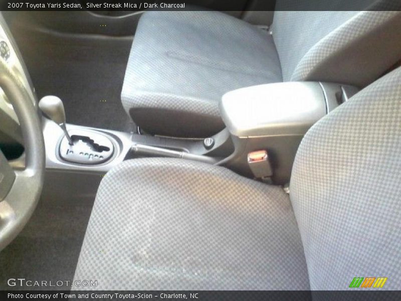 Silver Streak Mica / Dark Charcoal 2007 Toyota Yaris Sedan